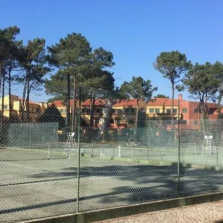 A Beira Lago - Casa De Ferias Holiday home *