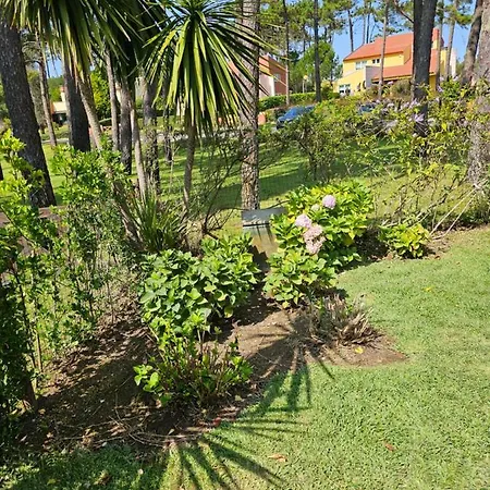 A Beira Lago - Casa De Ferias Holiday home *